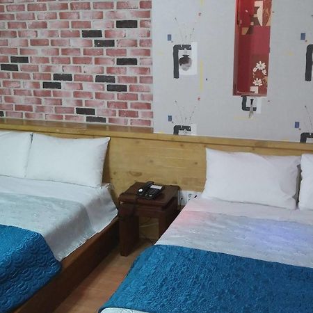 Cyber Motel Gunsan Exterior photo